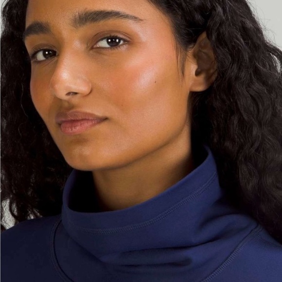 Lululemon Ready to Rulu Pullover - Picture 3 of 6